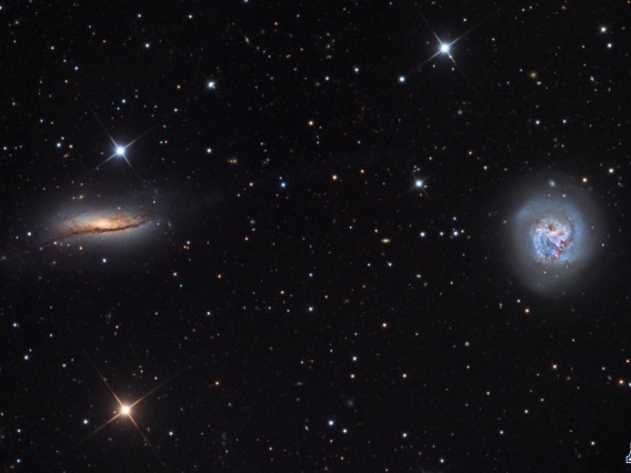 NGC5713 and NGC5719 Zoom Background